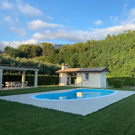 Lena Villa Camaiore